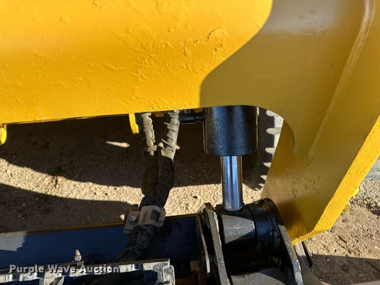 image for item DN0968 2020 Caterpillar 299D3 tracked skid steer loader