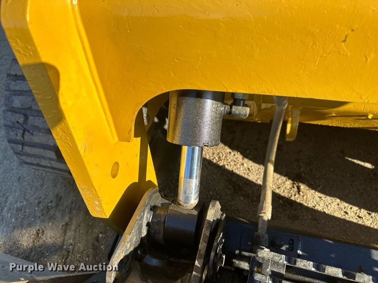 image for item DN0968 2020 Caterpillar 299D3 tracked skid steer loader