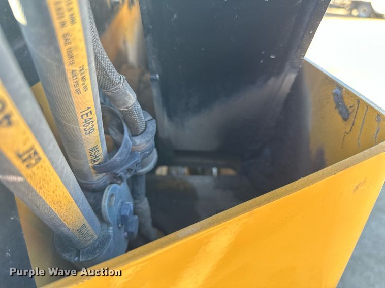 image for item DN0968 2020 Caterpillar 299D3 tracked skid steer loader