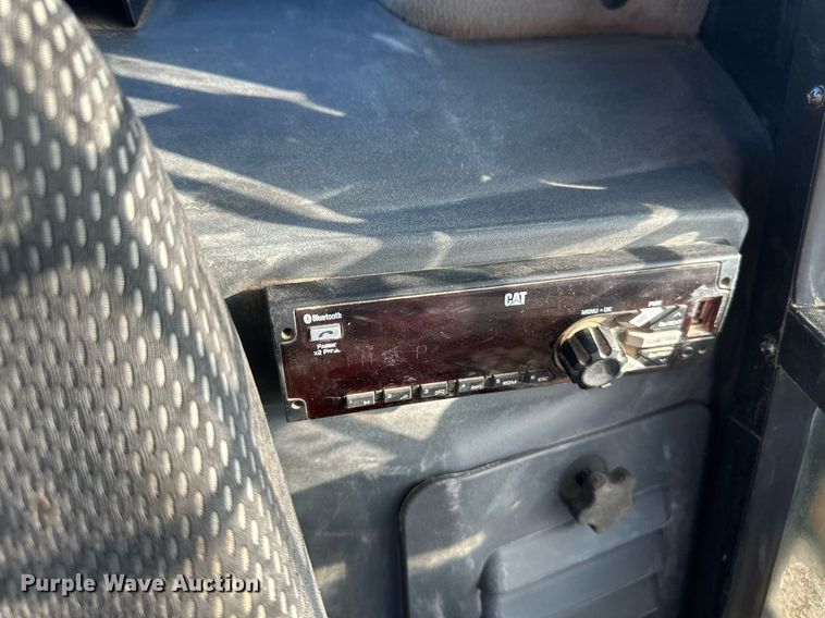 image for item DN0968 2020 Caterpillar 299D3 tracked skid steer loader