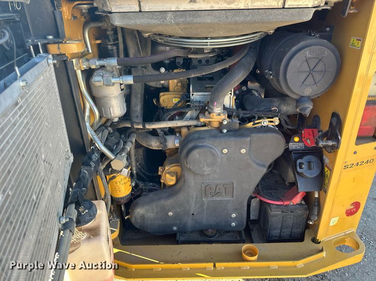 image for item DN0968 2020 Caterpillar 299D3 tracked skid steer loader