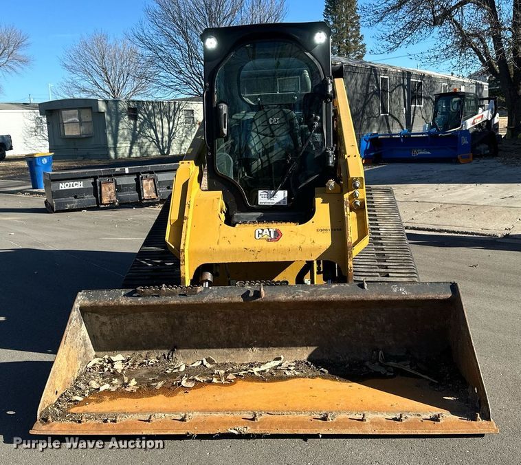 image for item DN0969 2021 Caterpillar  299D3 tracked skid steer loader