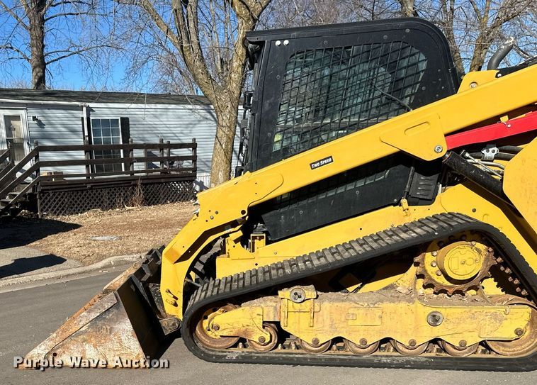 image for item DN0969 2021 Caterpillar  299D3 tracked skid steer loader