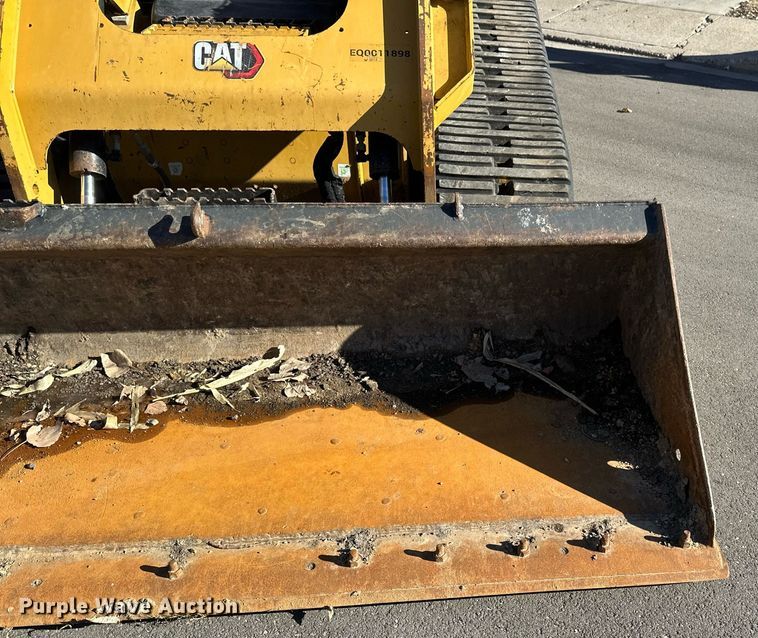 image for item DN0969 2021 Caterpillar  299D3 tracked skid steer loader