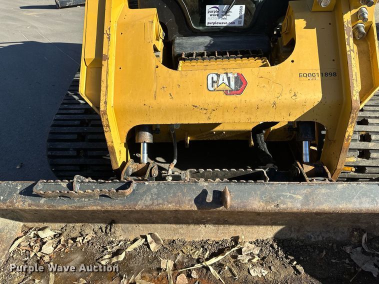 image for item DN0969 2021 Caterpillar  299D3 tracked skid steer loader
