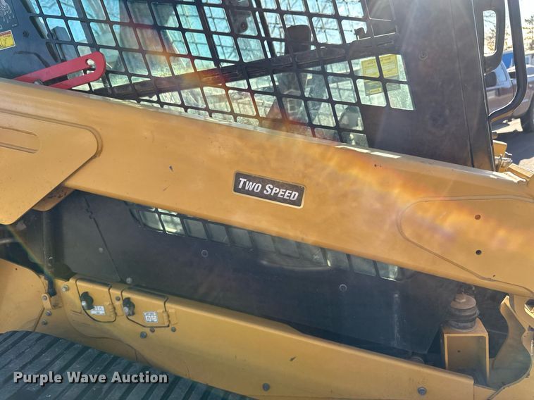 image for item DN0969 2021 Caterpillar  299D3 tracked skid steer loader