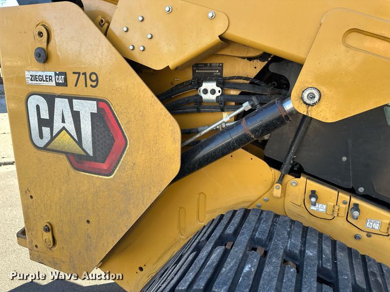 image for item DN0969 2021 Caterpillar  299D3 tracked skid steer loader