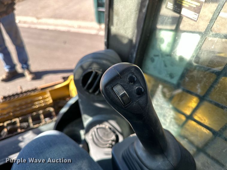 image for item DN0969 2021 Caterpillar  299D3 tracked skid steer loader