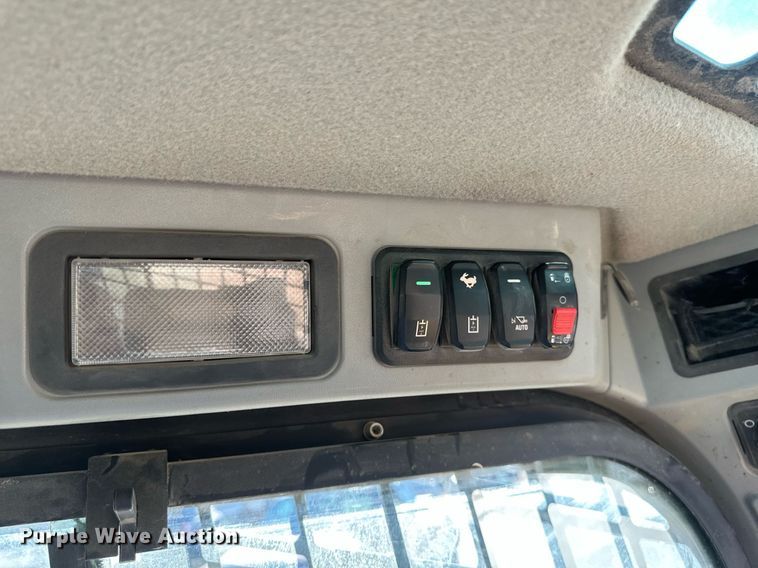 image for item DN0969 2021 Caterpillar  299D3 tracked skid steer loader