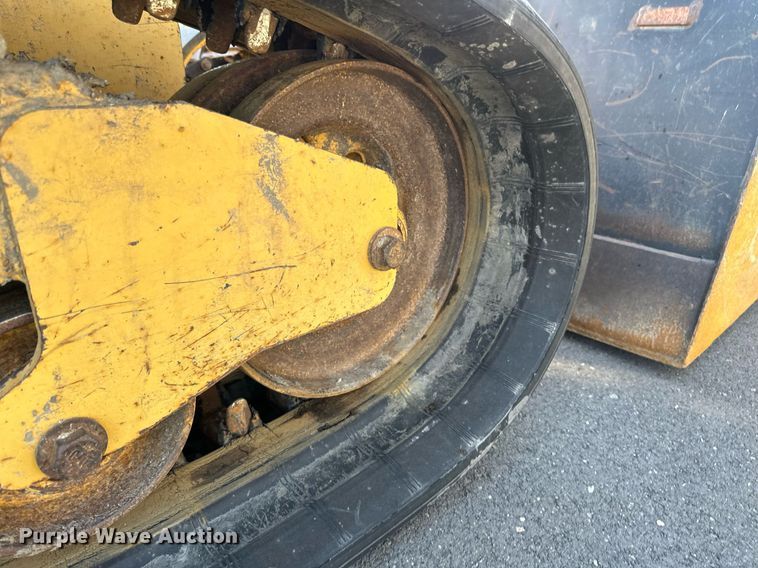 image for item DN0969 2021 Caterpillar  299D3 tracked skid steer loader