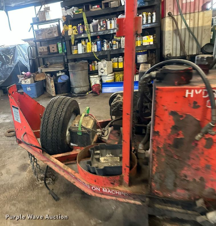 image for item DN0970 2000 Crafco SS60 melter applicator