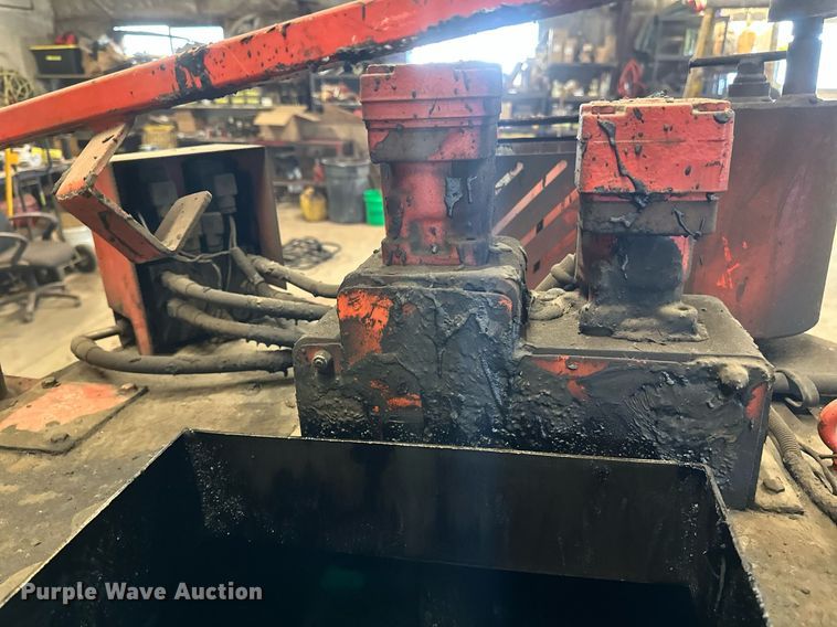 image for item DN0970 2000 Crafco SS60 melter applicator