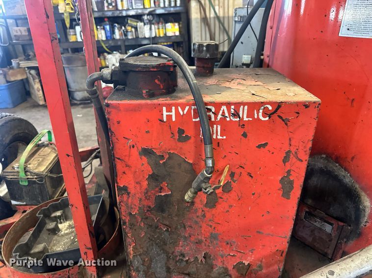 image for item DN0970 2000 Crafco SS60 melter applicator