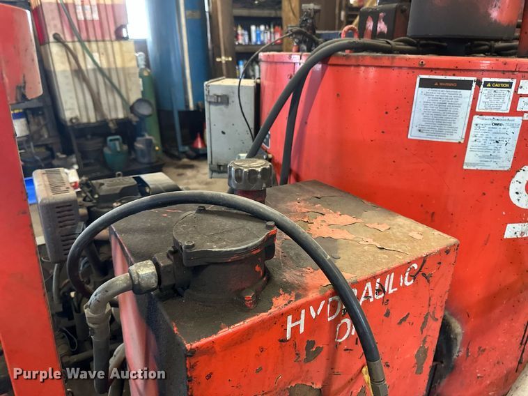 image for item DN0970 2000 Crafco SS60 melter applicator