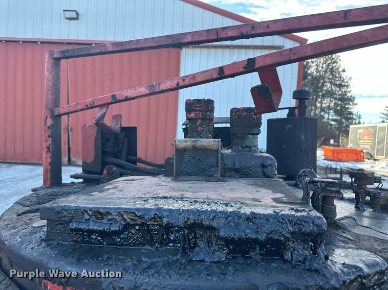 image for item DN0971 2001 Crafco SS125 melter applicator