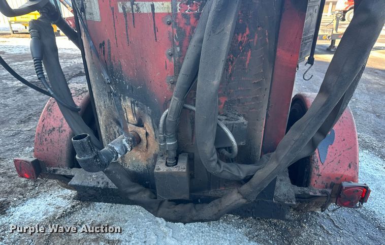 image for item DN0971 2001 Crafco SS125 melter applicator