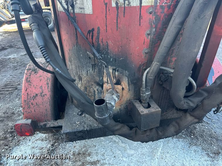 image for item DN0971 2001 Crafco SS125 melter applicator