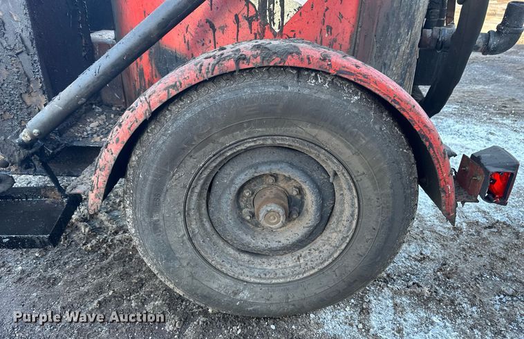 image for item DN0971 2001 Crafco SS125 melter applicator