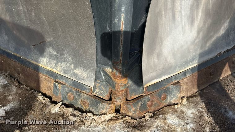 image for item DN0973 Fisher Xtream V snow plow