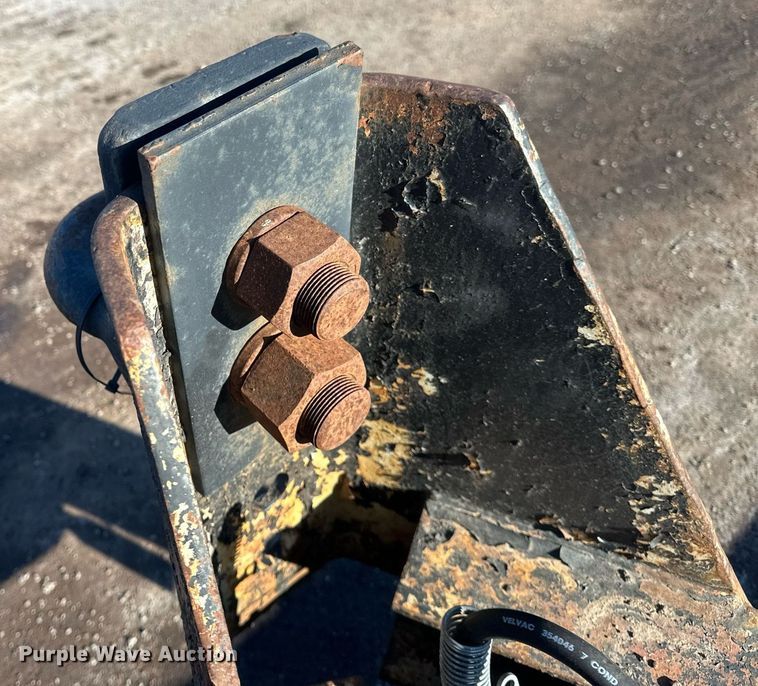 image for item DN0974 1990 Interstate equipment trailer