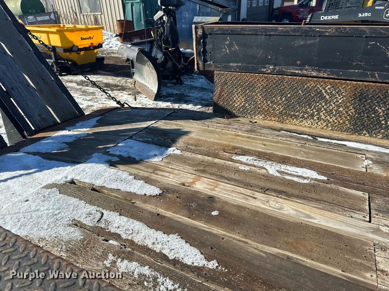 image for item DN0974 1990 Interstate equipment trailer