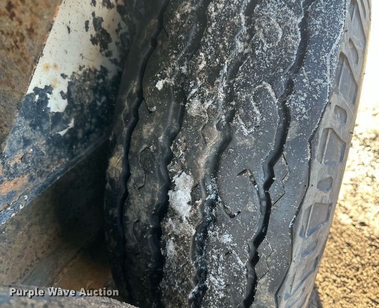 image for item DN0974 1990 Interstate equipment trailer