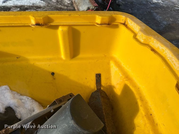 image for item DN0975 SnowEx spreader