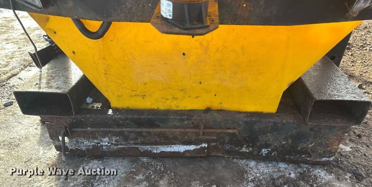 image for item DN0975 SnowEx spreader