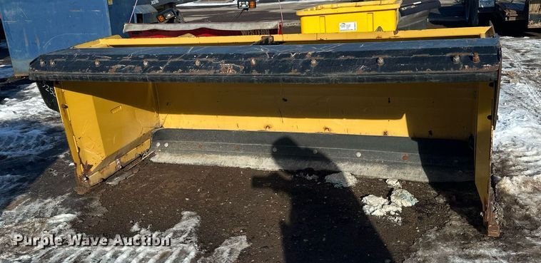 image for item DN0976 Caterpillar skid steer snow pusher