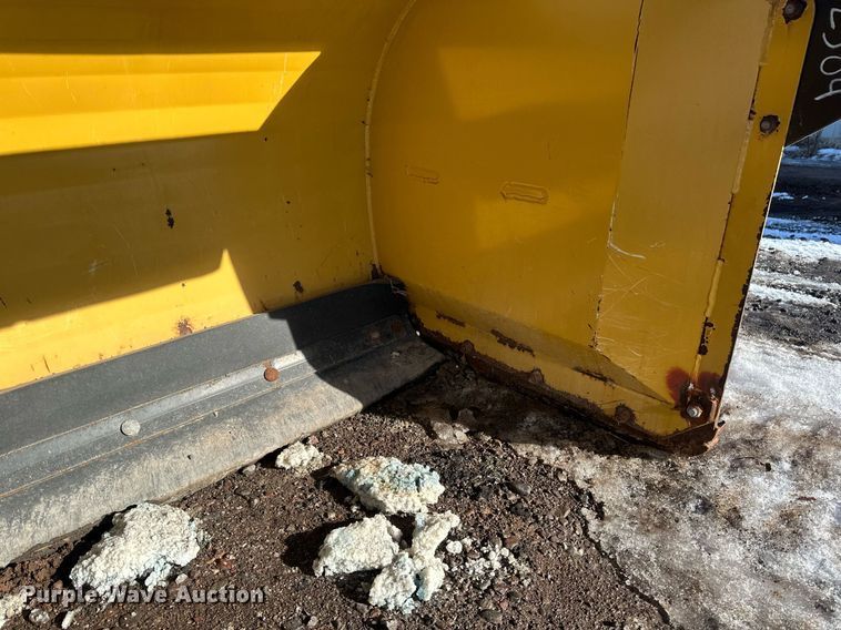 image for item DN0976 Caterpillar skid steer snow pusher