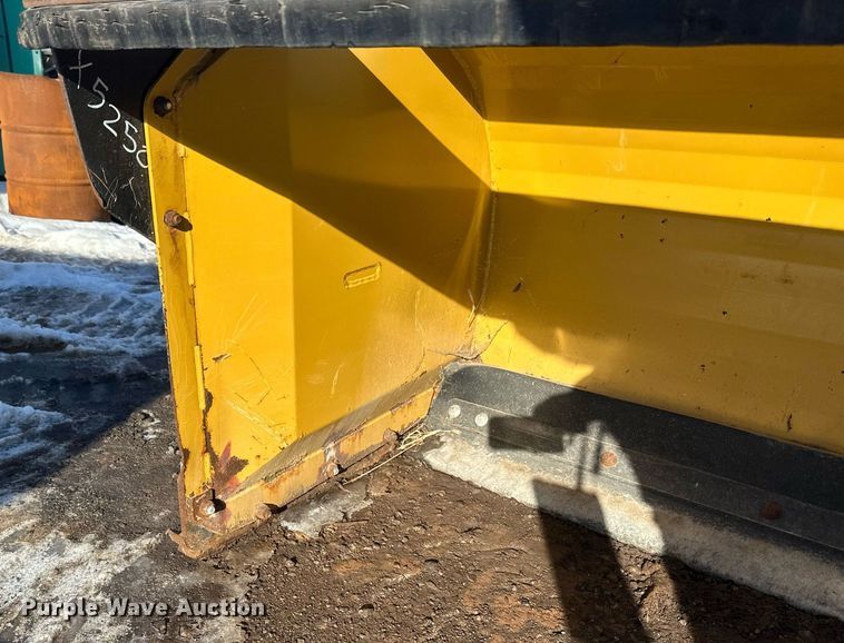 image for item DN0976 Caterpillar skid steer snow pusher