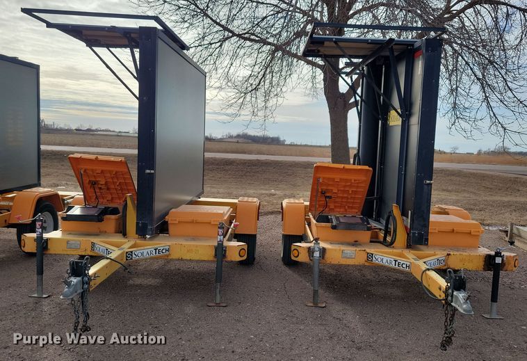 image for item DN3673 (2) 2016 Solar Tech message board trailers