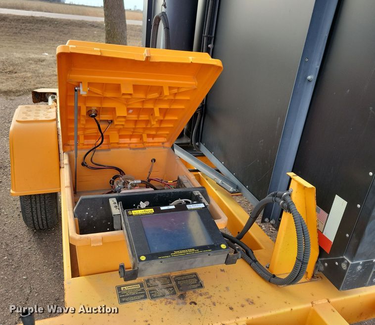 image for item DN3673 (2) 2016 Solar Tech message board trailers