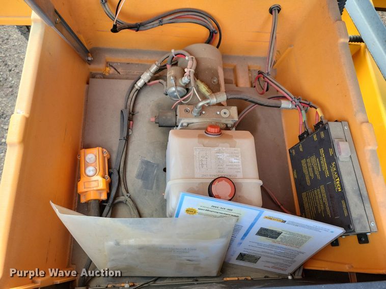 image for item DN3673 (2) 2016 Solar Tech message board trailers