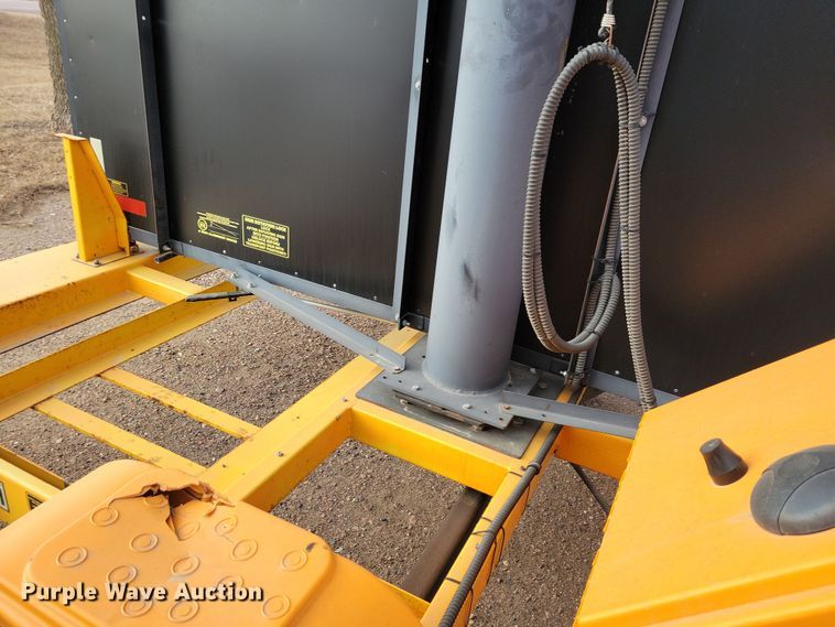 image for item DN3673 (2) 2016 Solar Tech message board trailers