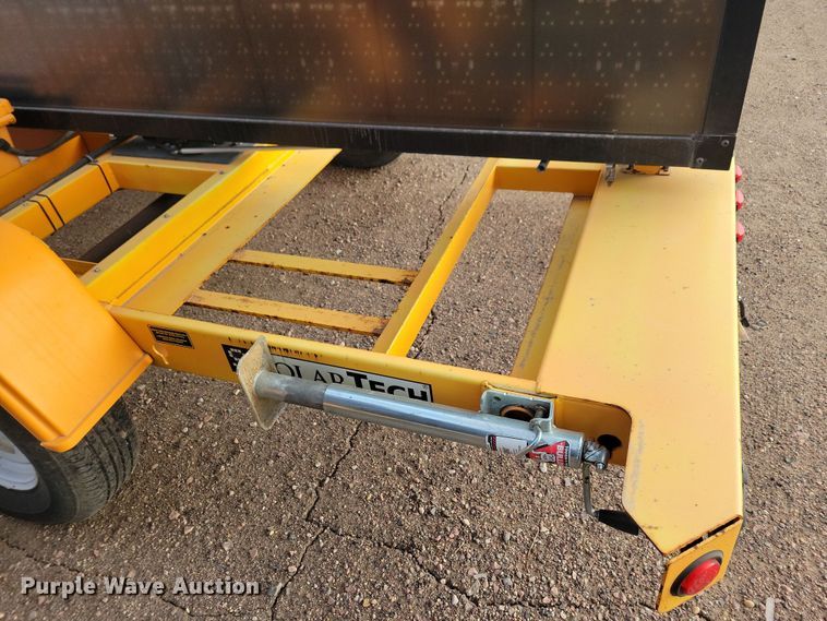 image for item DN3673 (2) 2016 Solar Tech message board trailers