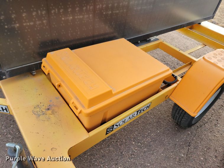 image for item DN3673 (2) 2016 Solar Tech message board trailers