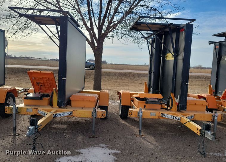 image for item DN3676 (2) 2016 Solar Tech message board trailers