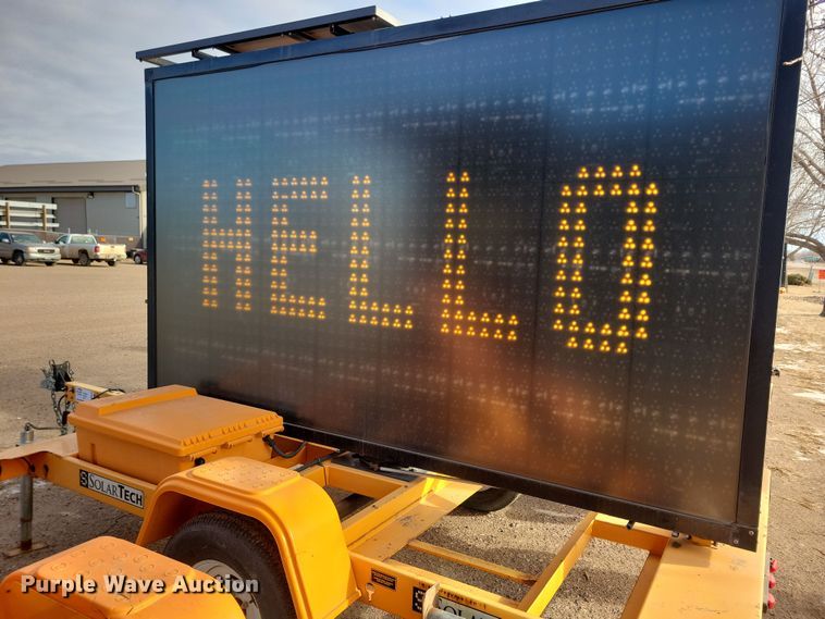 image for item DN3676 (2) 2016 Solar Tech message board trailers