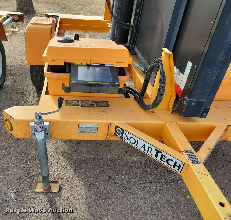 image for item DN3676 (2) 2016 Solar Tech message board trailers