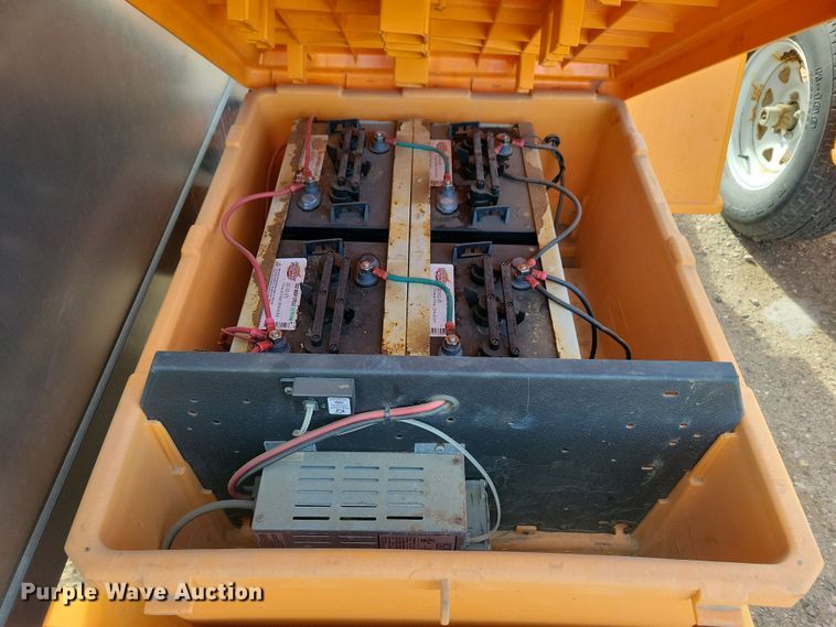 image for item DN3676 (2) 2016 Solar Tech message board trailers