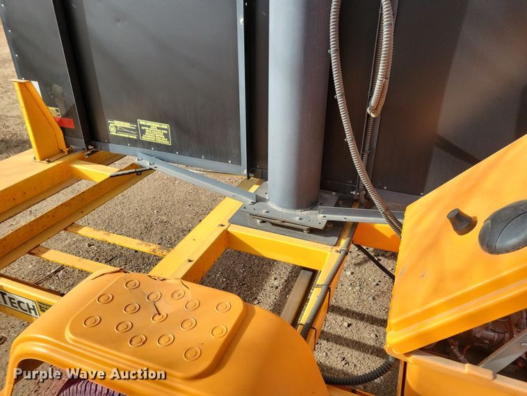 image for item DN3676 (2) 2016 Solar Tech message board trailers