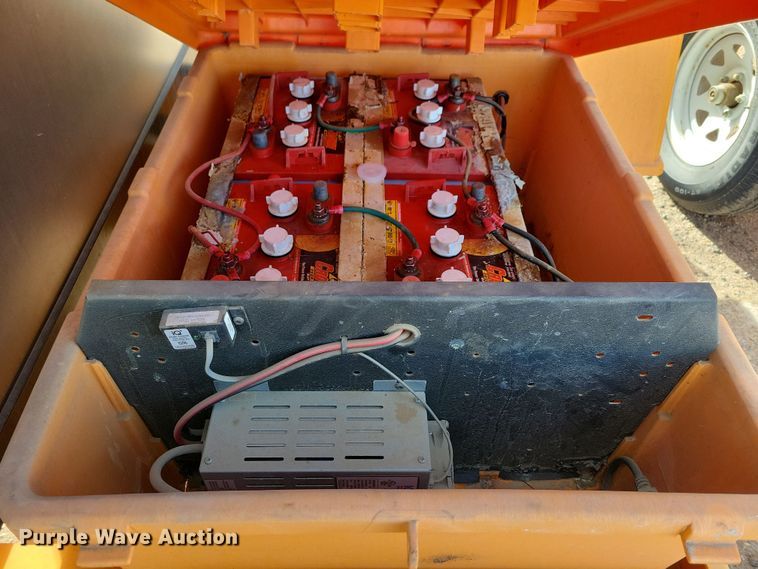 image for item DN3676 (2) 2016 Solar Tech message board trailers