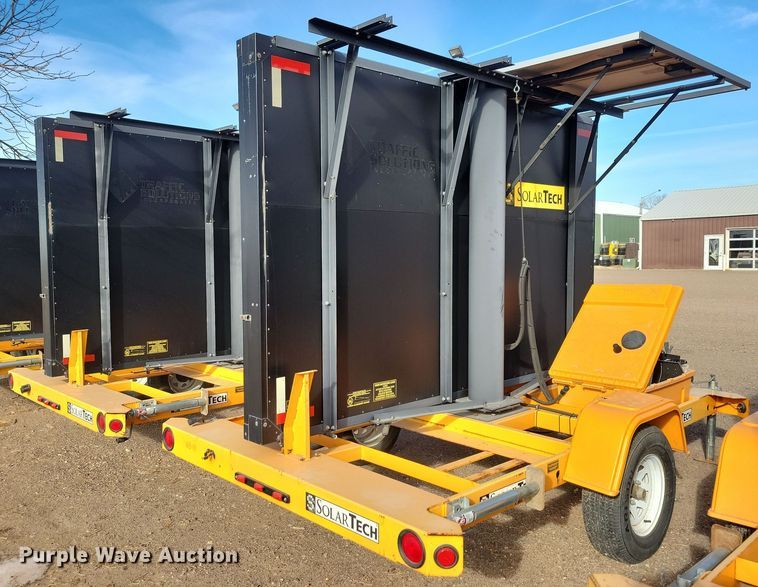 image for item DN3677 (2) 2015 Solar Tech message board trailers