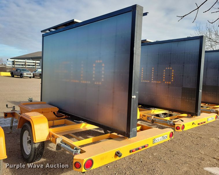 image for item DN3677 (2) 2015 Solar Tech message board trailers