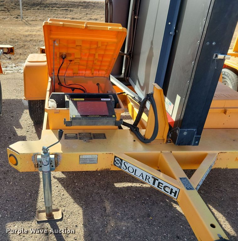 image for item DN3677 (2) 2015 Solar Tech message board trailers