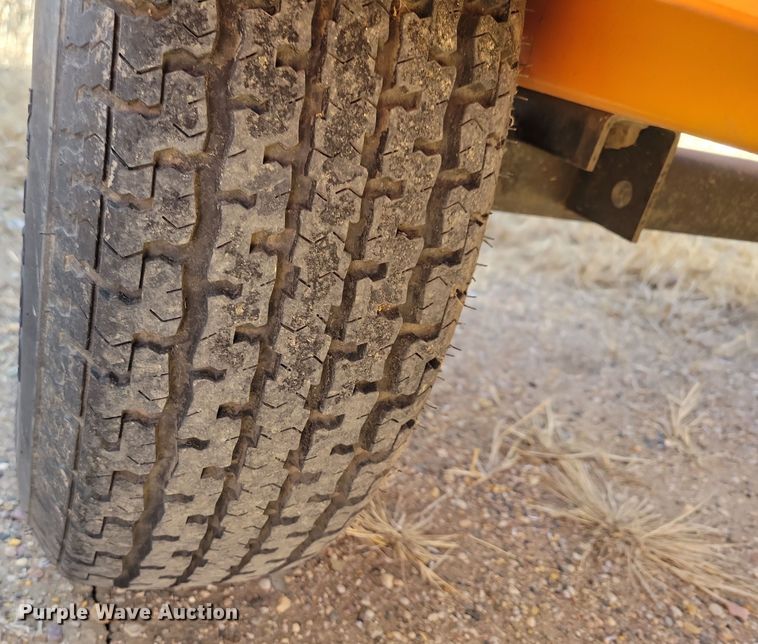 image for item DN3681 (2) 2012 Solar Tech message board trailers