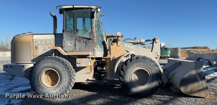image for item DO0243 John Deere 544J wheel loader