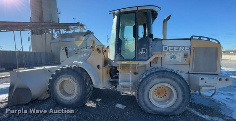 image for item DO0243 John Deere 544J wheel loader