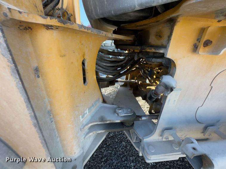 image for item DO0243 John Deere 544J wheel loader